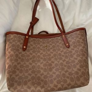 Coach Tote